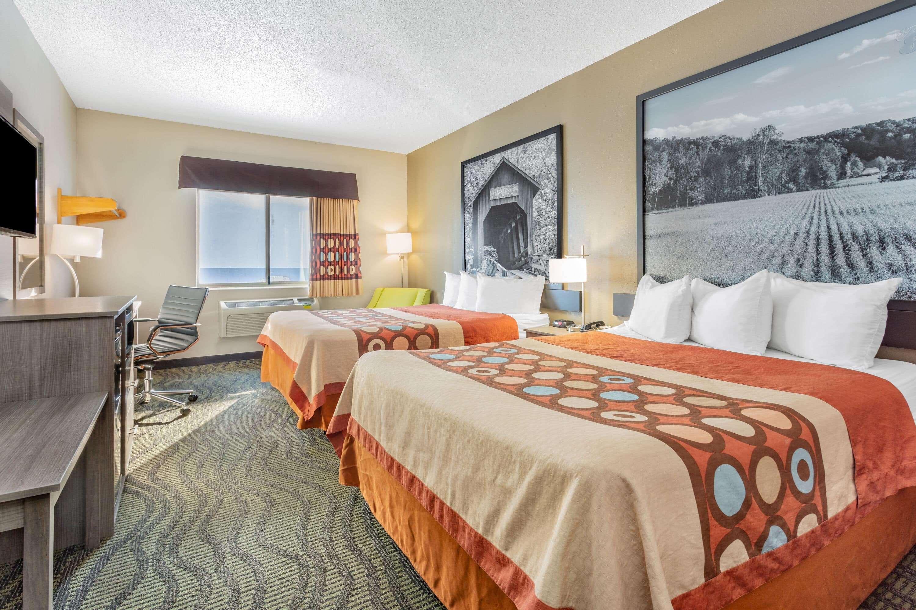 Super 8 By Wyndham Kokomo Buitenkant foto