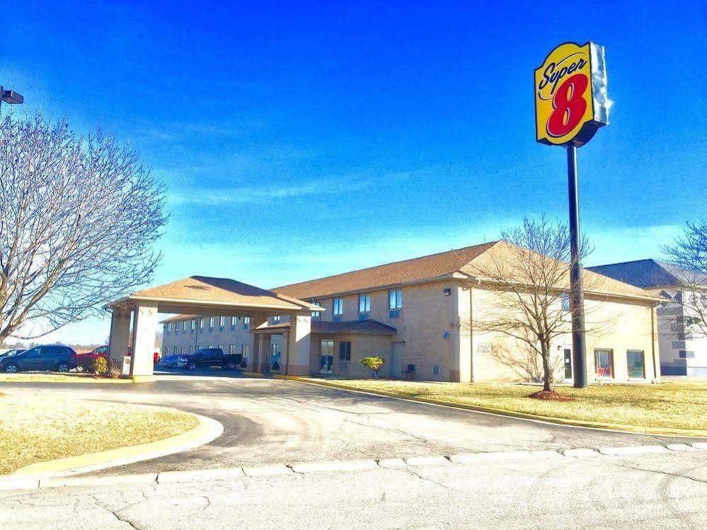 Super 8 By Wyndham Kokomo Buitenkant foto